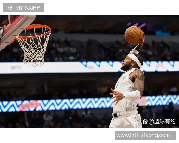 三球短暂出战15分钟高效表现三分球命中率50贡献11分2篮板3助攻 三球短暂出战15分钟高效表现三分球命中率50贡献11分2篮板3助攻