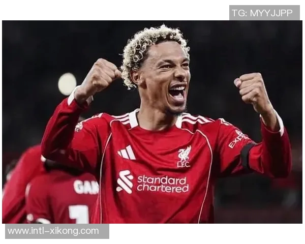 埃基蒂克身披法国队9号球衣有望首发出战引发热议 埃基蒂克身披法国队9号球衣有望首发出战引发热议