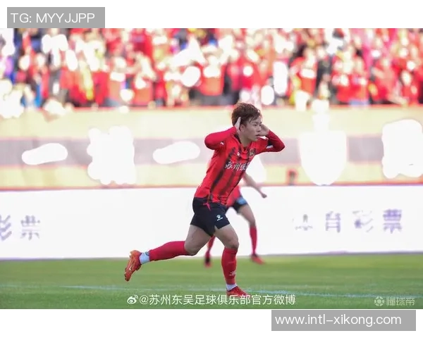 主教练金大仪称赞队员努力扳平比分感慨久未先失球的挑战与坚持