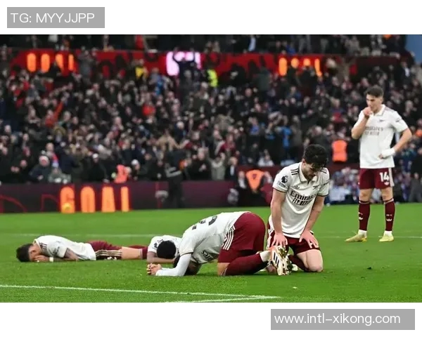 萨利巴因伤被换下莫斯克拉下半场替补登场助力球队逆转