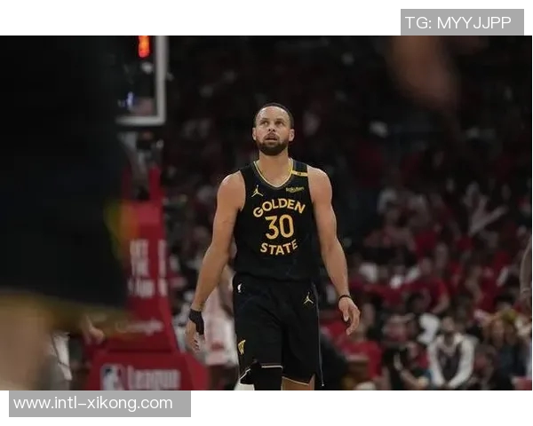 库里赞霍福德篮球智商高经验丰富能灵活适应阵容提升球队化学反应