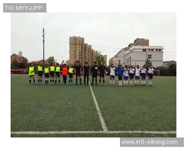 麦丹期待与里德续约后携手共进势不可挡的华子组合再创辉煌 麦丹期待与里德续约后携手共进势不可挡的华子组合再创辉煌